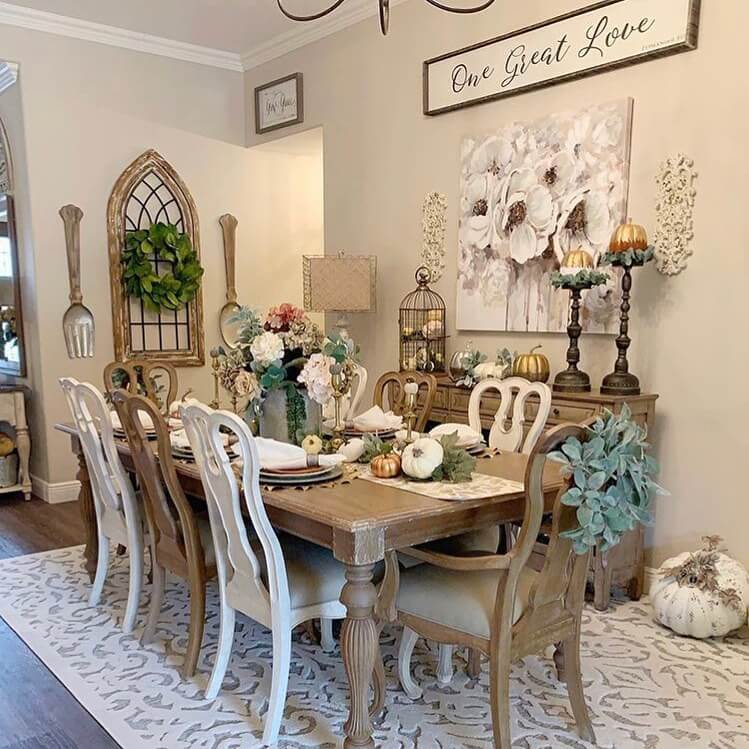 Perfect Farmhouse Fall Decorating: Bringing Autumn Charm to Your Home