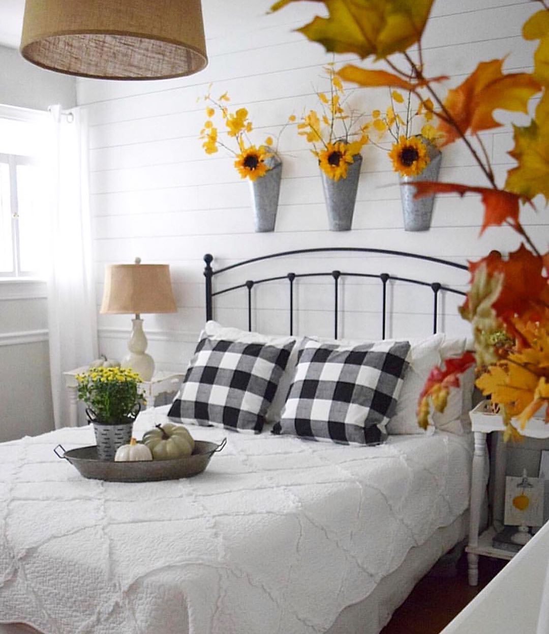 Gorgeous 12 fall farmhouse decor ideas