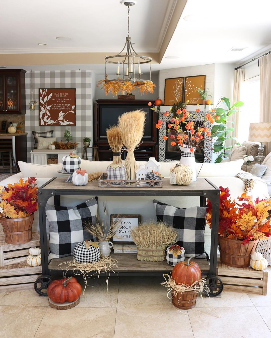 Gorgeous 12 fall farmhouse decor ideas