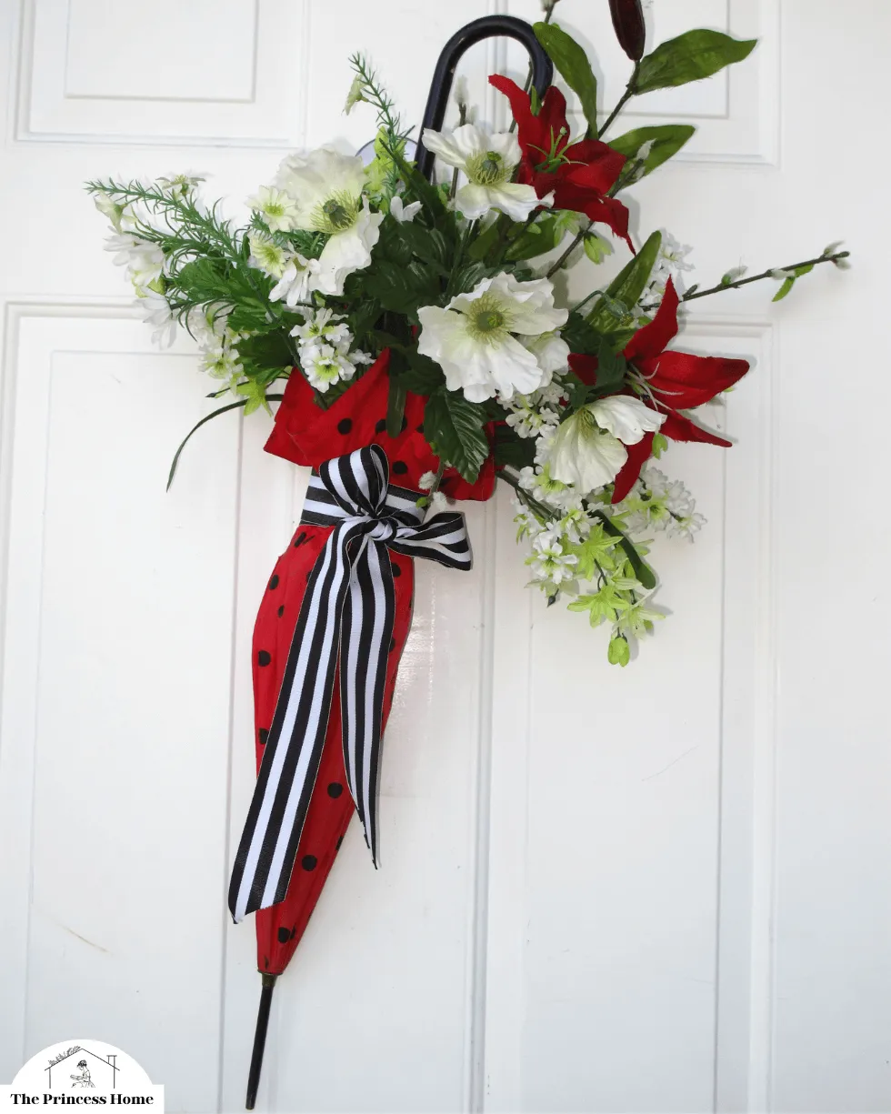 7.Upcycled Umbrella Wreath