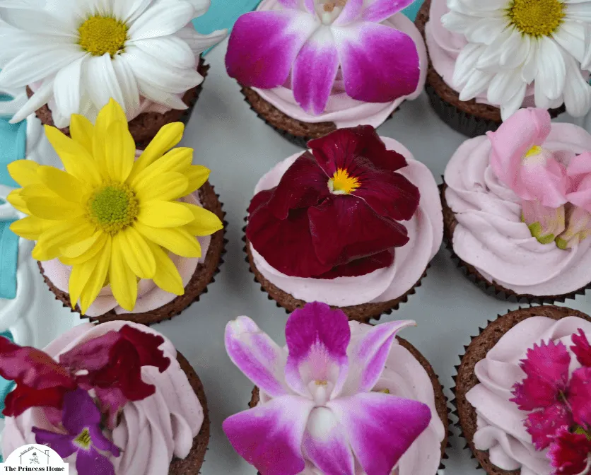 Edible Flower Garnishes:
