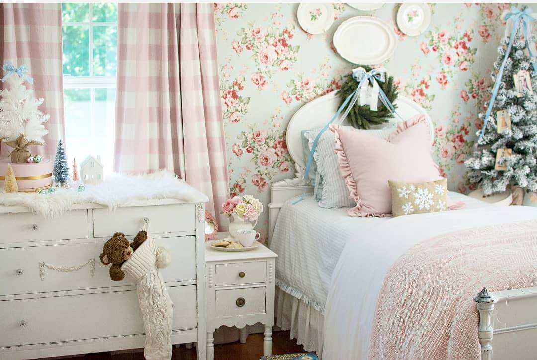 Best Christmas shabby chic home tour