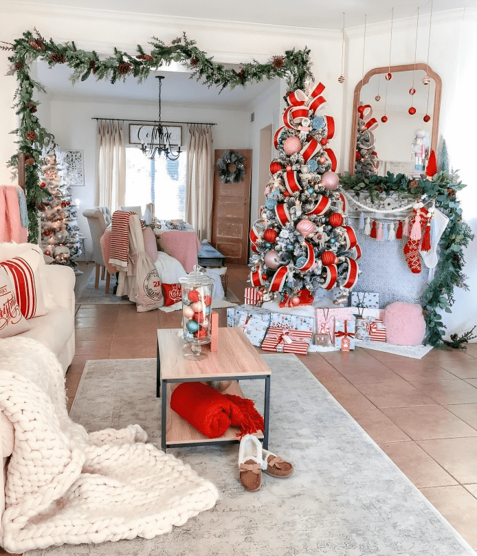 Pretty Red and White Christmas Decorations Bringing the Magic