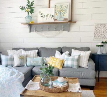 Beautiful summer decor cottage style