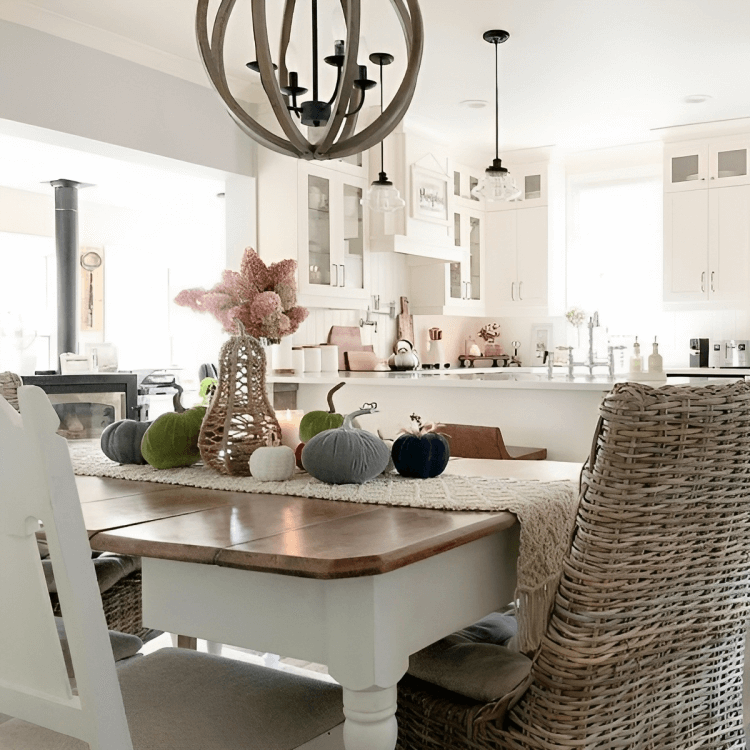 Creating the Perfect and Cozy Farmhouse Style Home Decor