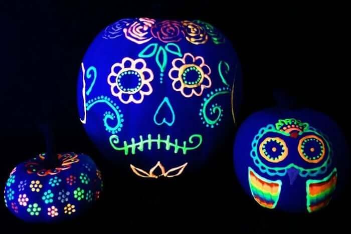 28-Blacklight pumpkin