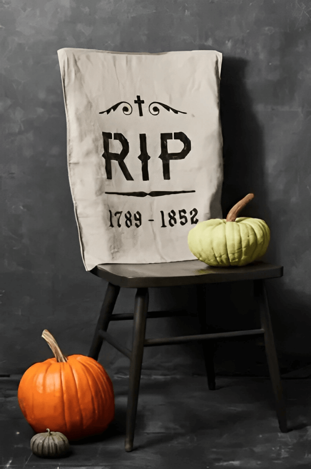 6.Tombstone Chair Covers