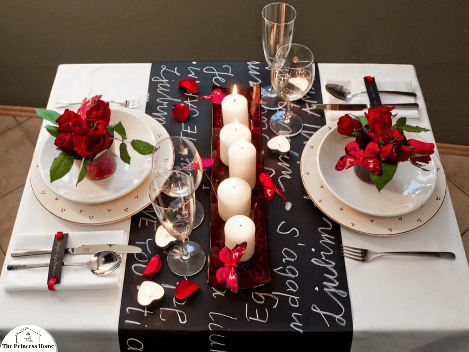 5.Customized Table Runner: