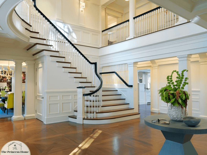 Entrance Table Elegance: