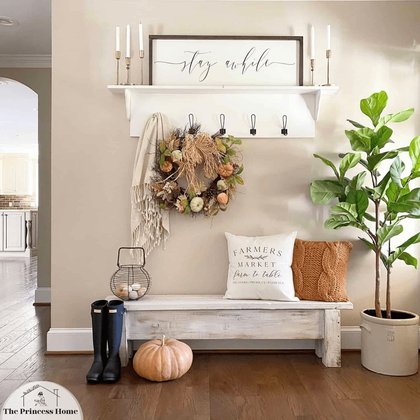 Rotate Seasonal Décor: