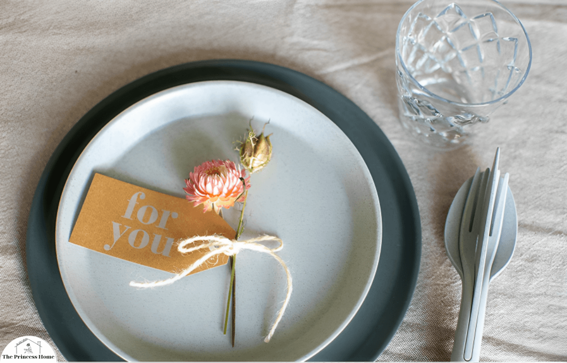14.Personalized Place Cards: