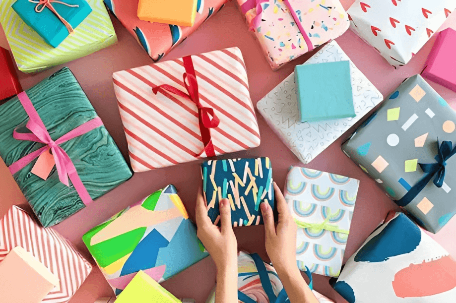 30.Wrapping Paper Display: