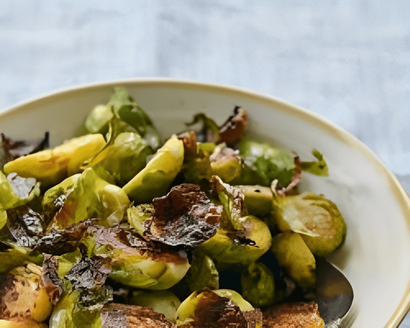 19.Crispy Brussel Sprouts with Balsamic Glaze: