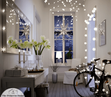 Enhancing the Holiday Glow: The Perfect Duo of Window Cleaning and Christmas Lights