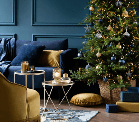 10Tips for Creating Elegant Navy Blue Christmas Decorations