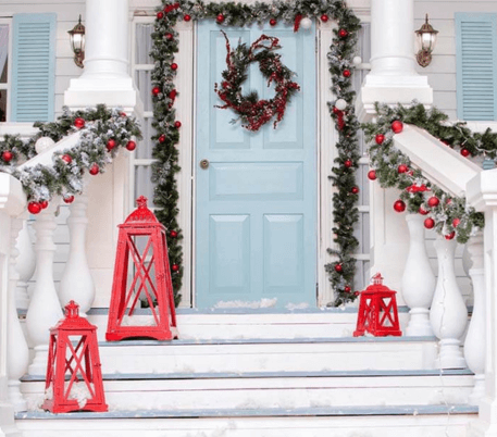 Create a Festive Christmas Outside Decor