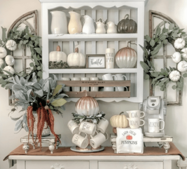 Brilliant Tour: Fall into Elegant Country Cottage Decor