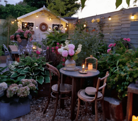 Creating a Beautiful Flower Garden: Crafting Attractive Outdoor Spaces