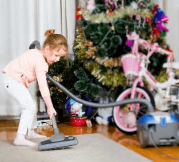 How To maintain House Cleanliness : Tips A Clean and Cozy Holiday Season
