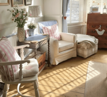 Embracing the Enchantment of Charming Cottage Houses