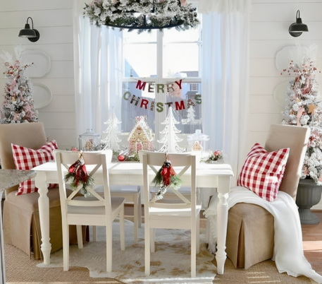 Classic Modern Farmhouse Christmas house A Timeless &Welcoming