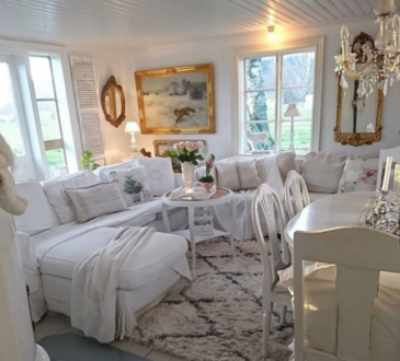 Embracing Timeless Charm: The Allure of vintage farmhouse decor