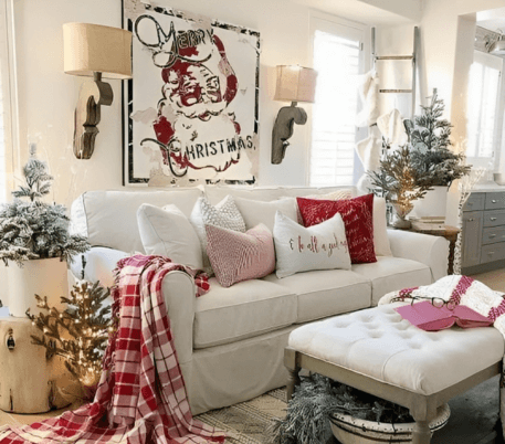 Merry and Bright Decorations Elevating Your Holiday Season"
