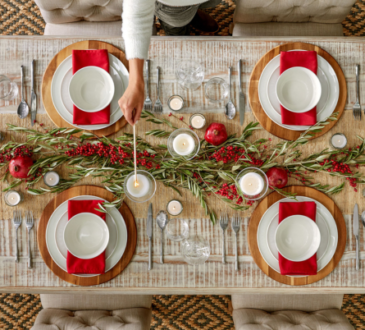 Feature Friday: Holiday Table Settings