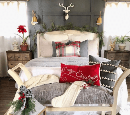 Brilliant Classic Christmas Decor to Make Your Holidays Merry & Bright